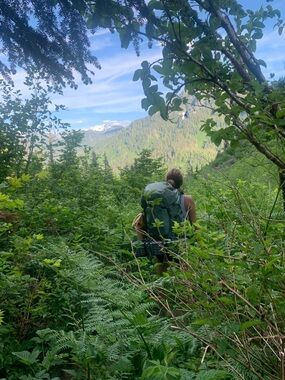 REI Coop Traverse 32 Blue Backpack